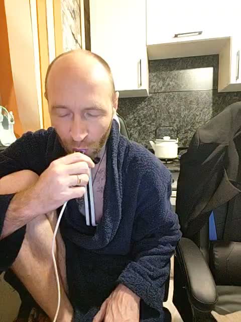 Innokentiy449 Adult Chat November 21, 2025