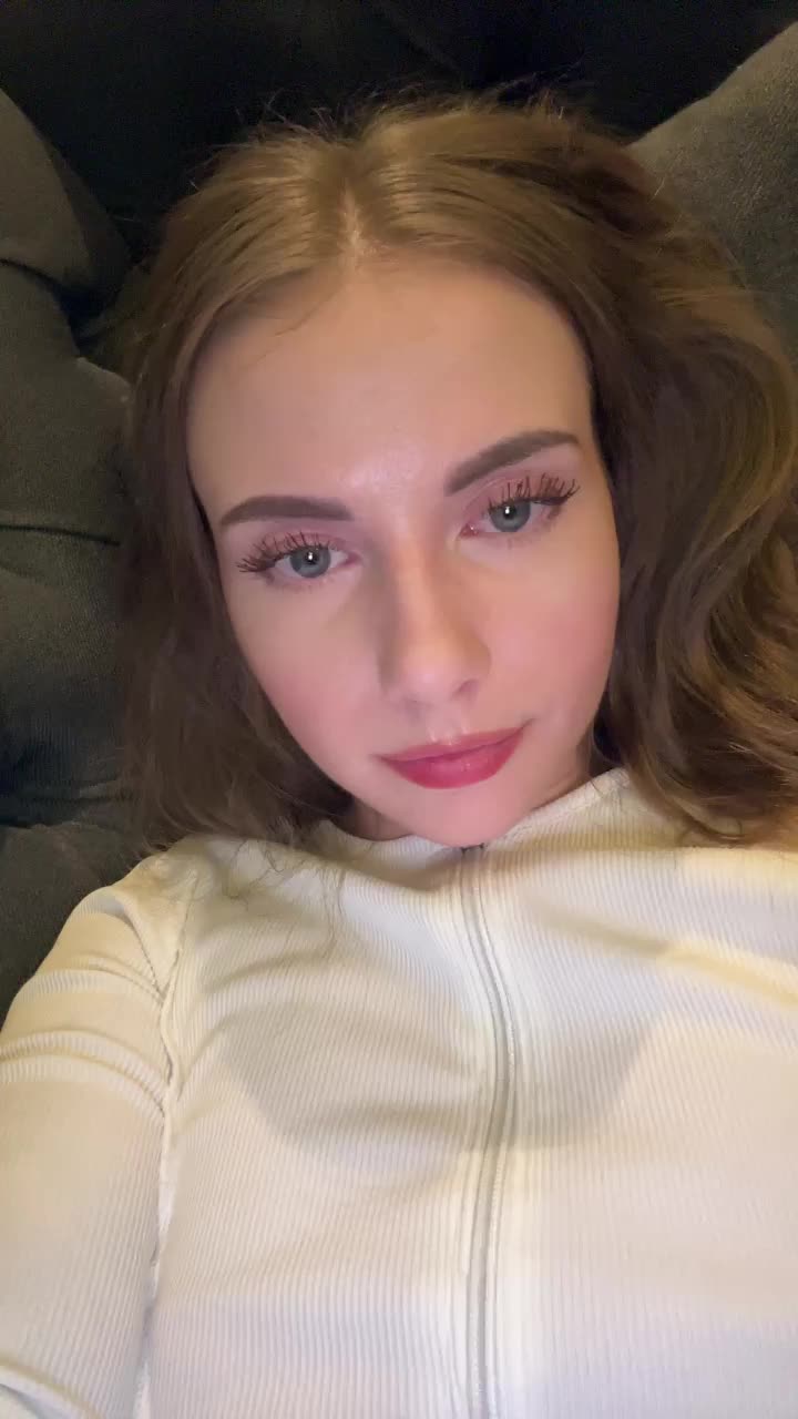 VikkiExtraCheese Adult Chat November 21, 2025