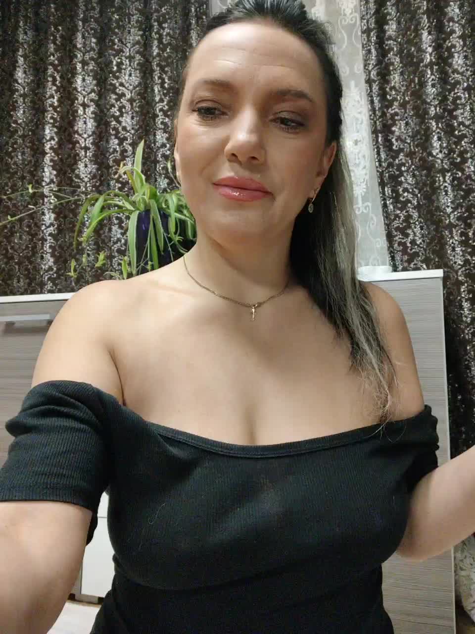 ProstoLolkaXXX Adult Chat November 21, 2025