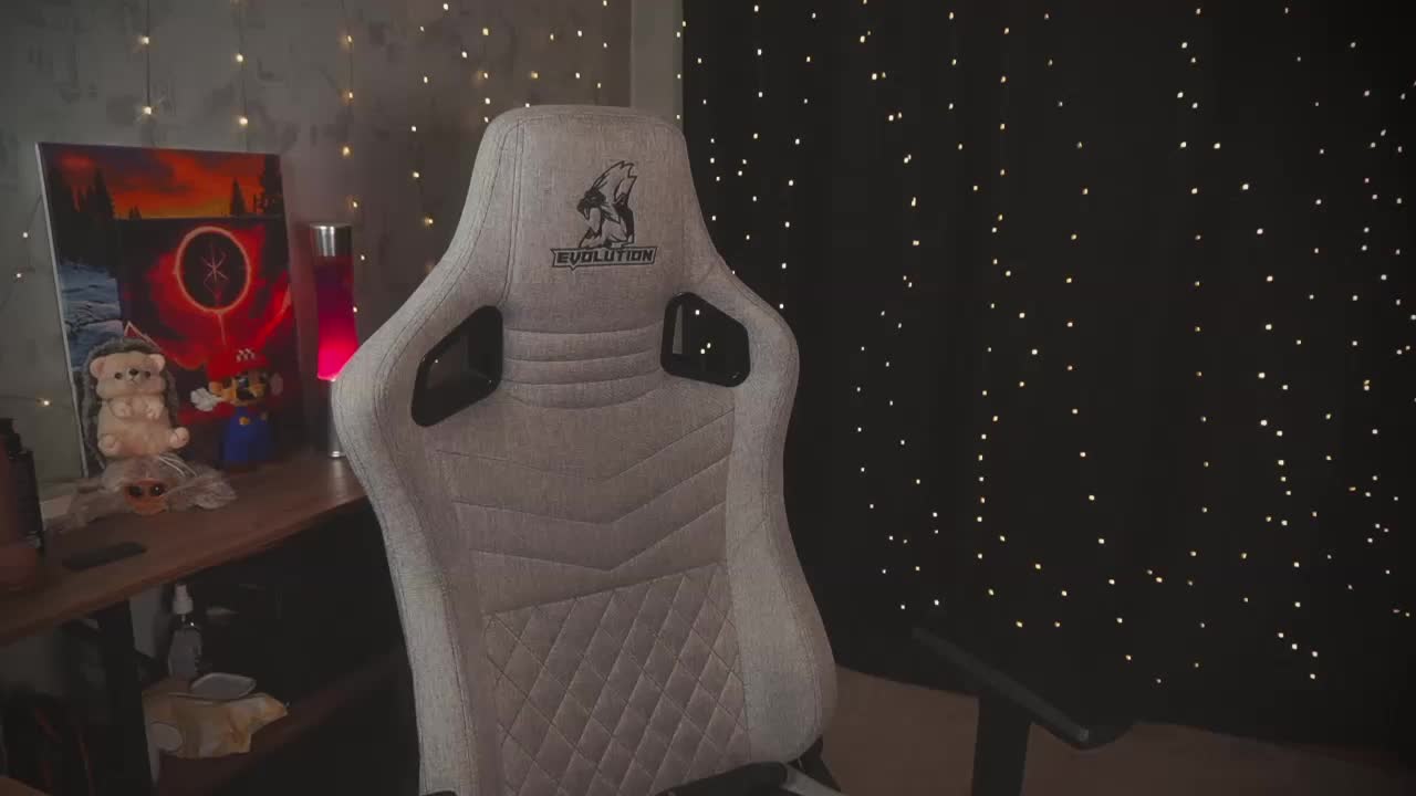 cutesoneckaaa Adult Chat November 21, 2025