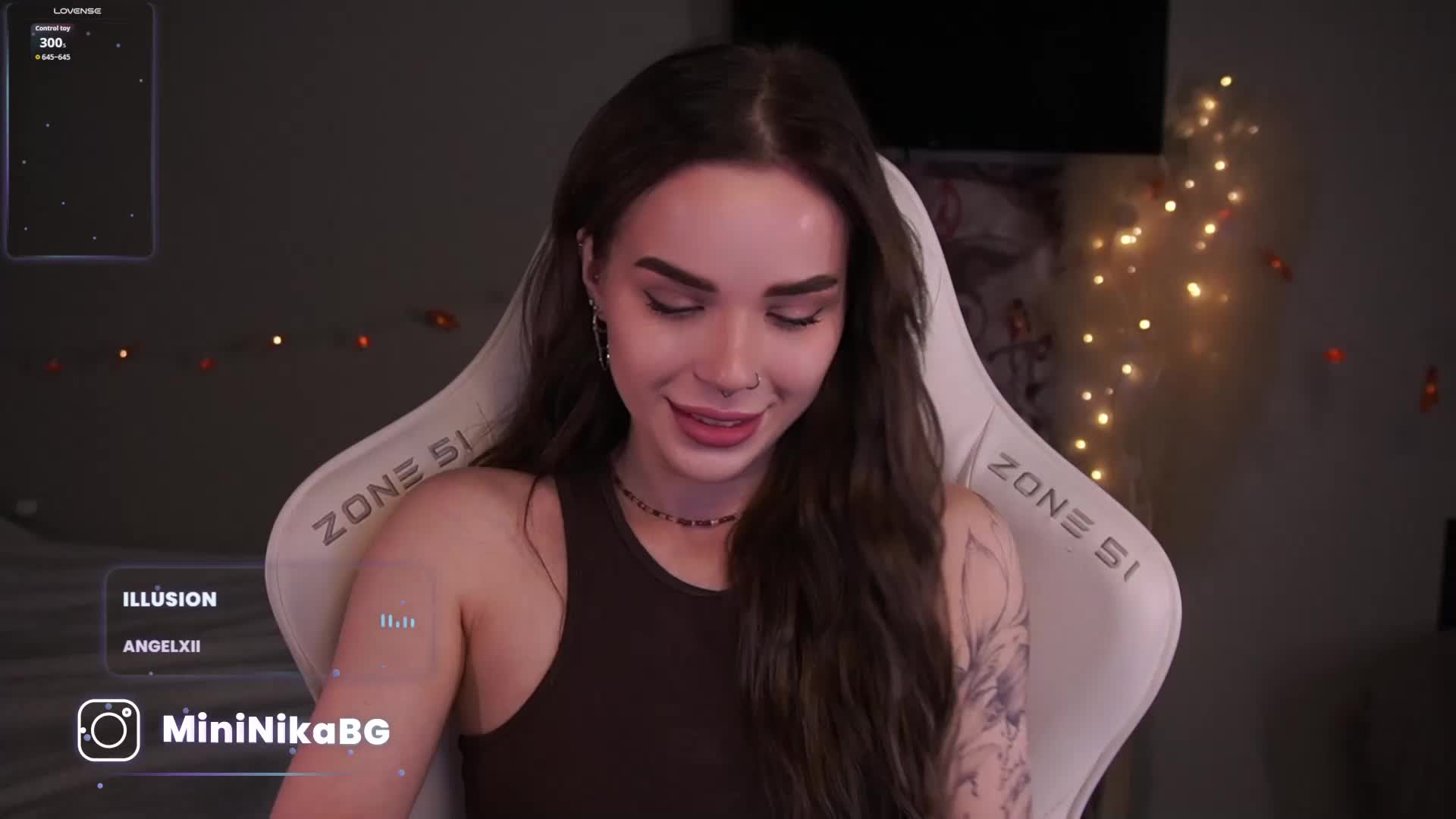 MiniNika Adult Chat November 21, 2025