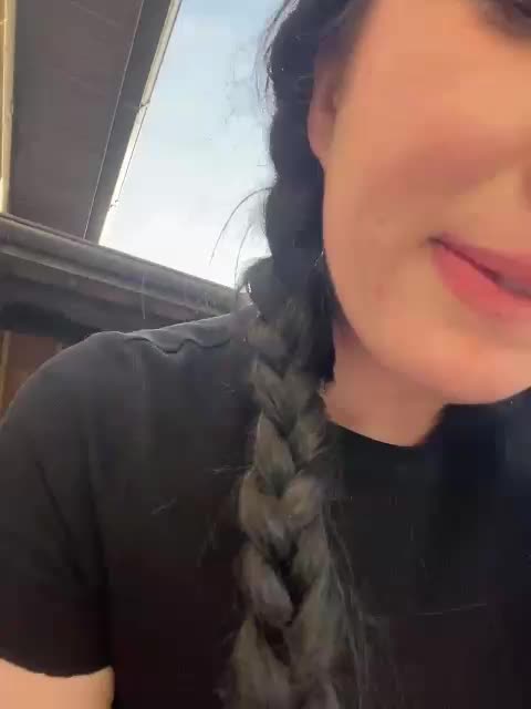 CurvyWoman- Adult Chat November 21, 2025