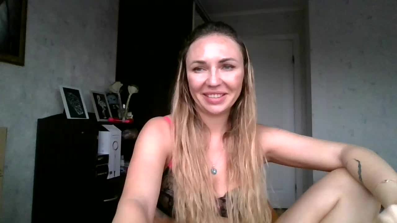 CuteAngelina Adult Chat November 21, 2025