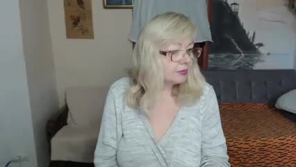 EvelynLoveShy Adult Chat November 21, 2025