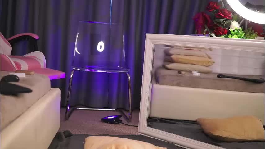 nyrobinova Adult Chat November 21, 2025