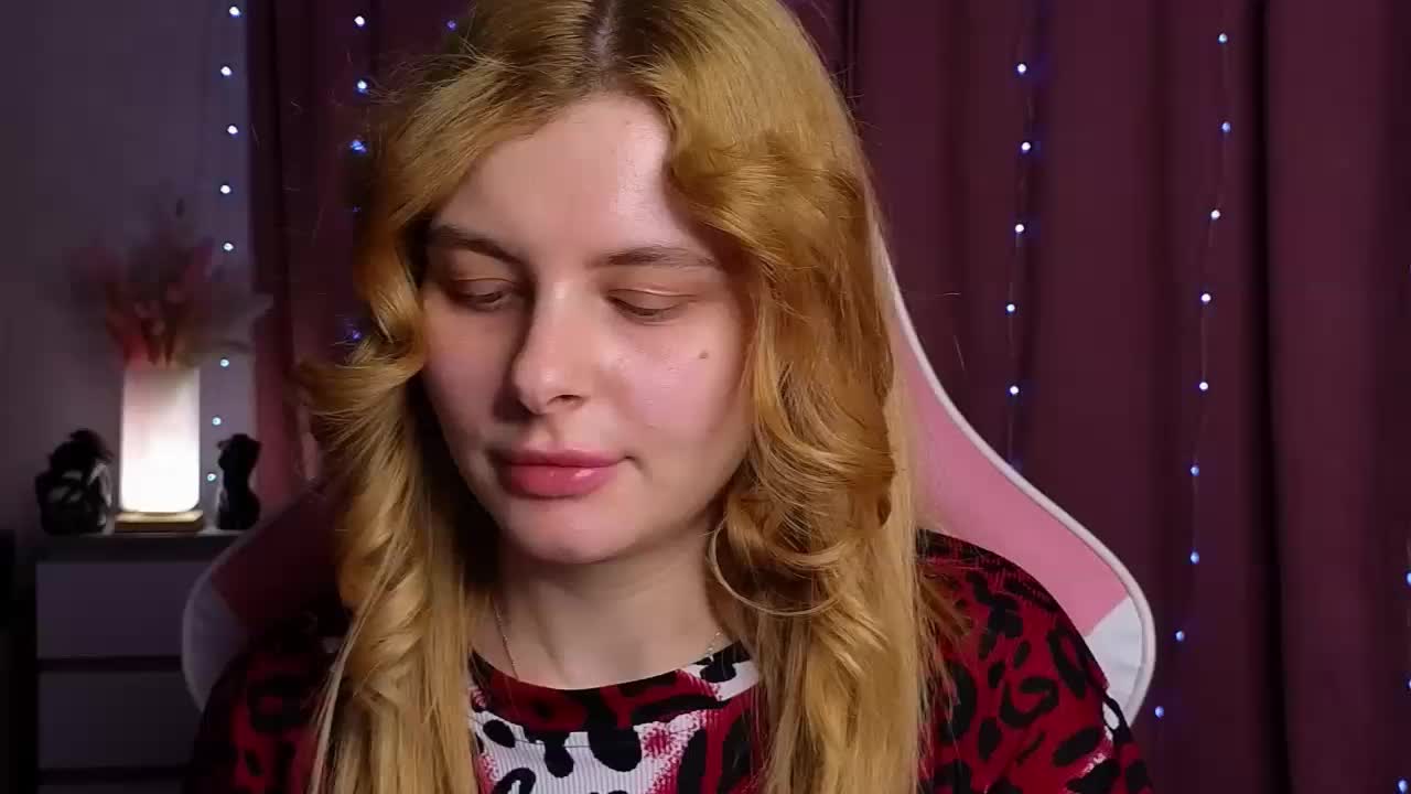 Venus_ Adult Chat November 21, 2025