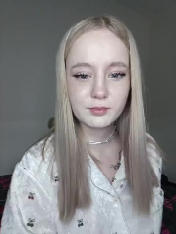 Mia_Wells Adult Chat November 22, 2025