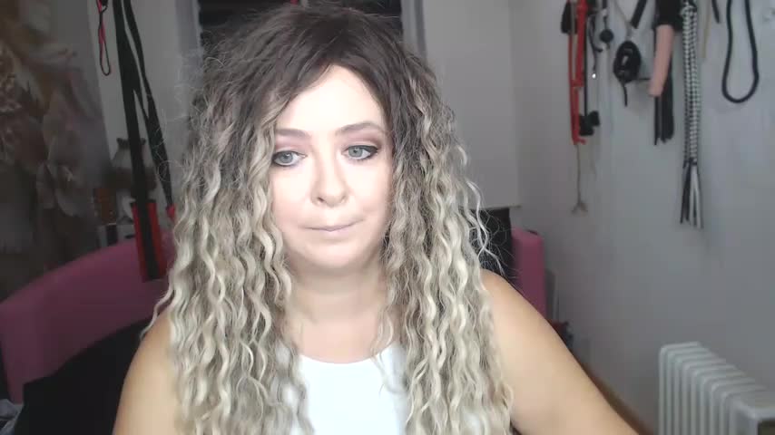 MISSwithDOLLS Adult Chat November 22, 2025