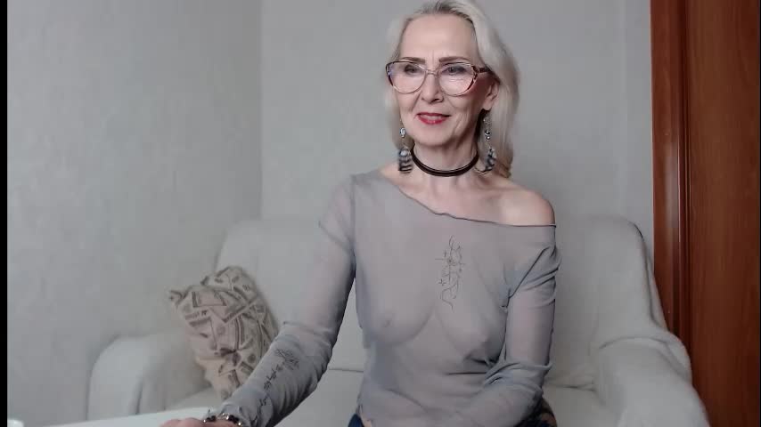 agatha_moore_ Adult Chat November 22, 2025