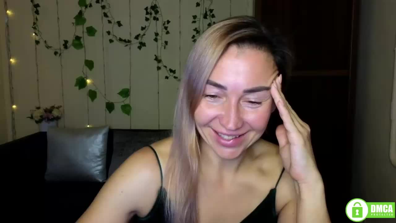 Jullyblondkiss Adult Chat November 22, 2025