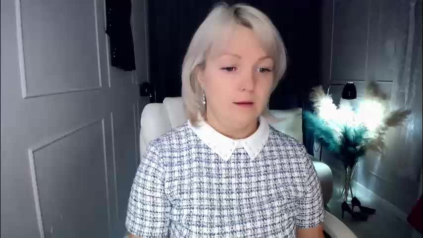 emmmam Adult Chat November 22, 2025