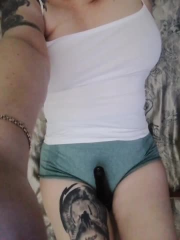 -Tiffany- Adult Chat November 22, 2025