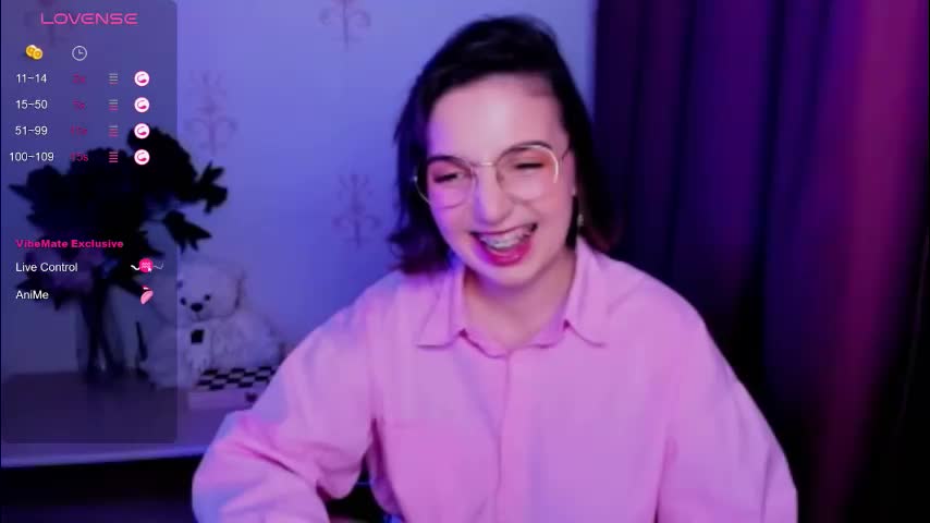 kindhazelhere_ Adult Chat November 22, 2025