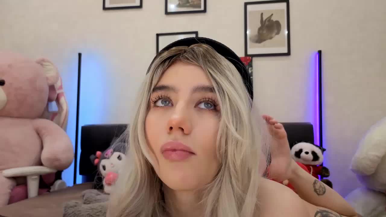 dolly-ll Adult Chat November 22, 2025