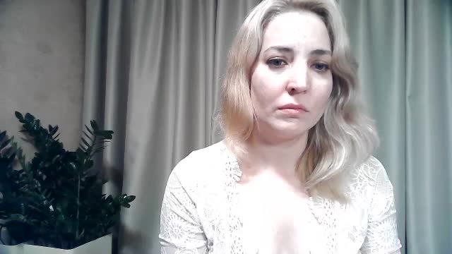 mariska-kiska Adult Chat November 22, 2025