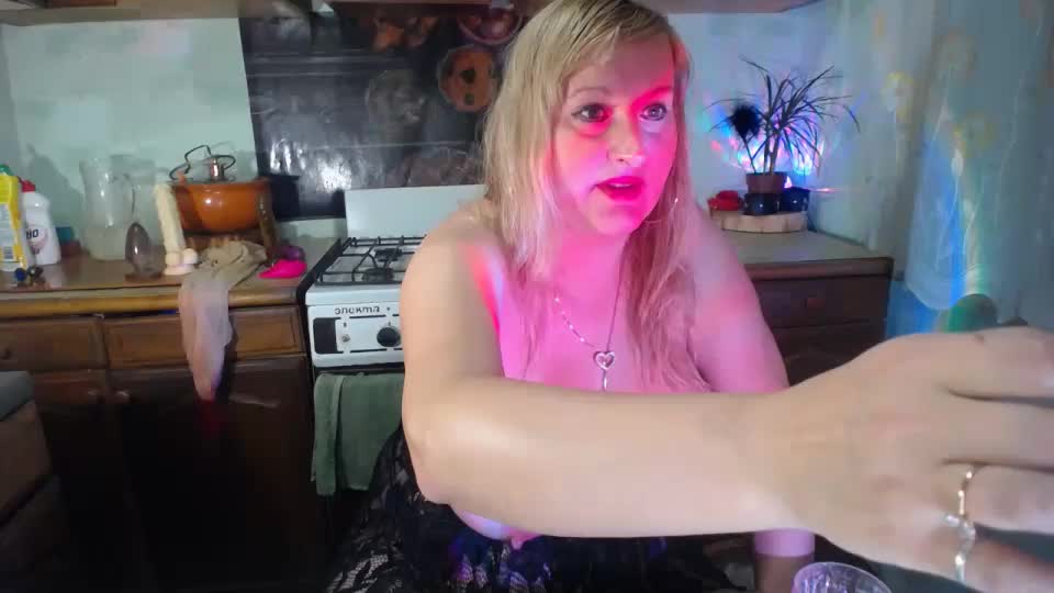 XHelenaX99 Adult Chat November 22, 2025