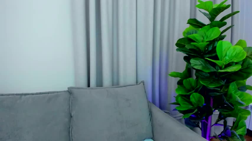 sexyangeloux Adult Chat November 22, 2025