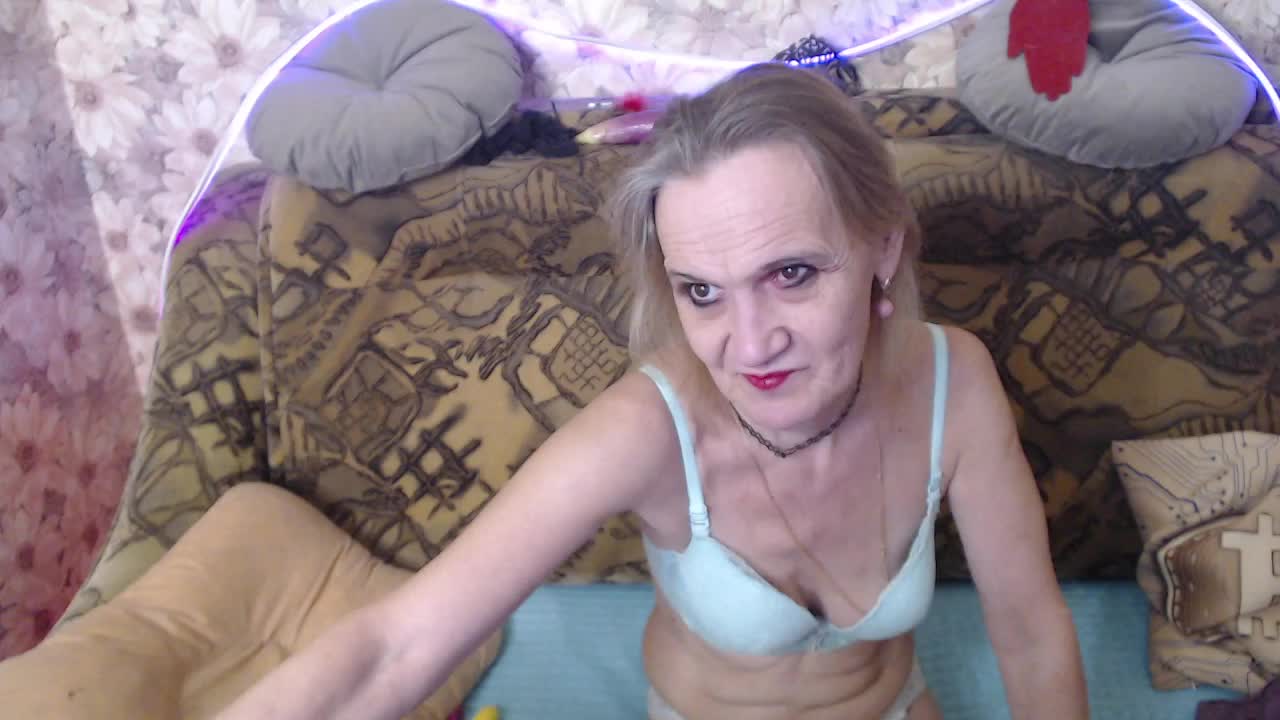 miss-bekker23 Adult Chat November 22, 2025