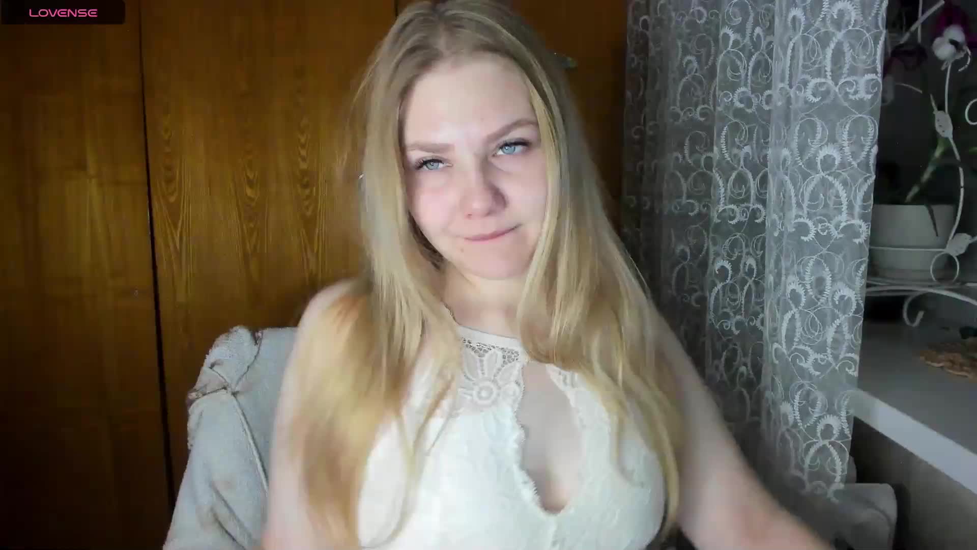 Emma-Frizea Adult Chat November 22, 2025