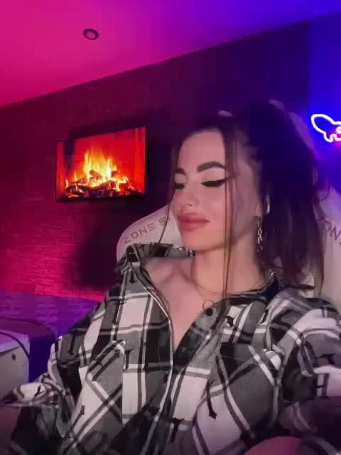 HotGirlEva Adult Chat November 22, 2025