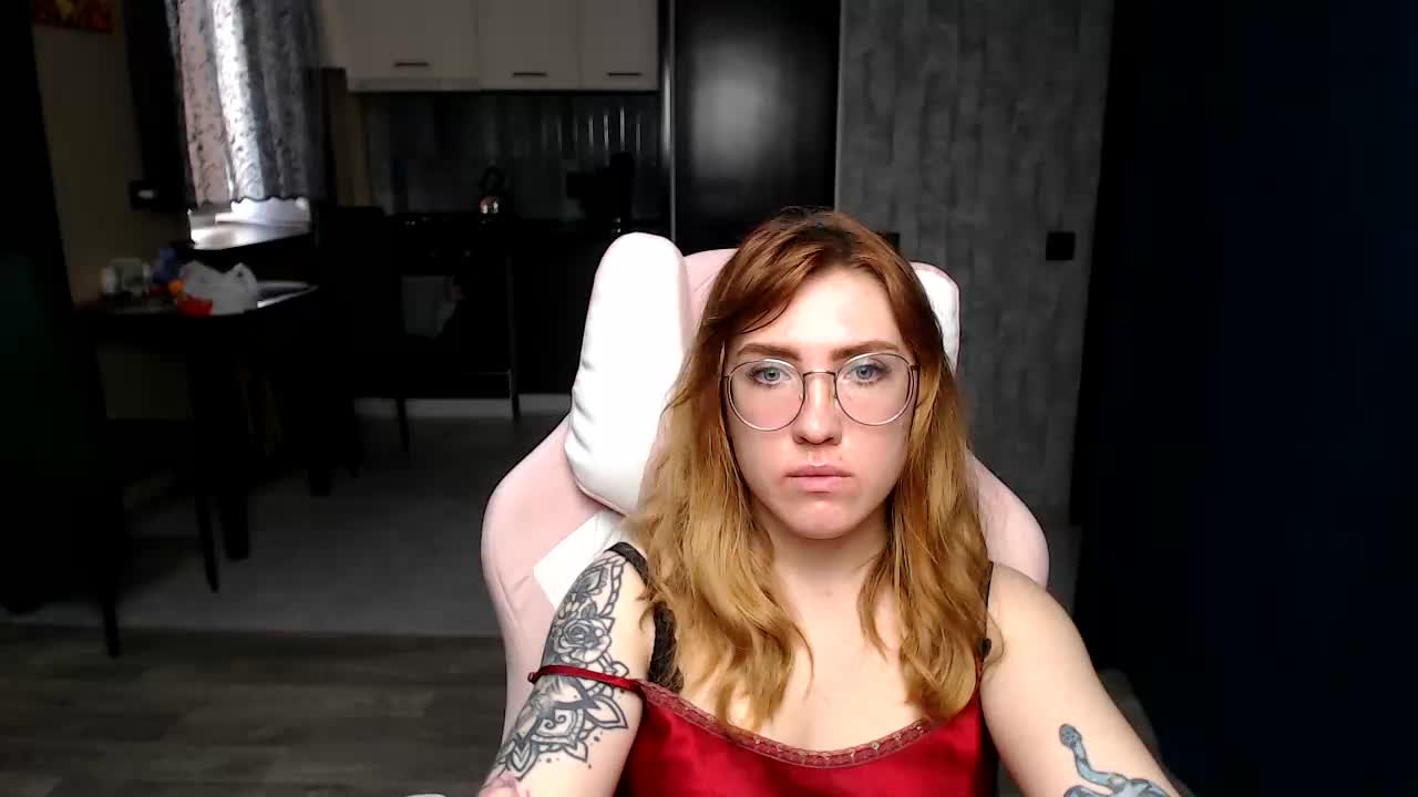 Regimasmile Adult Chat November 22, 2025