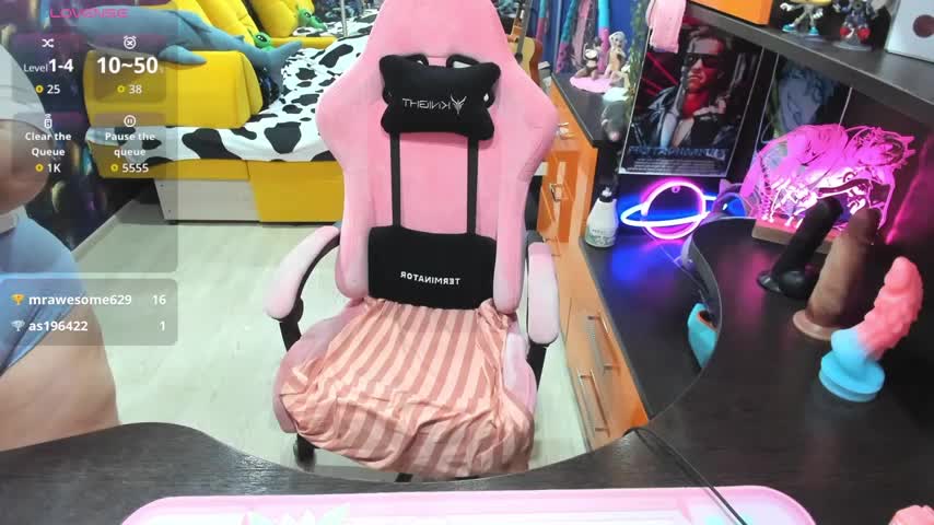 Softie_Sofy Adult Chat November 22, 2025