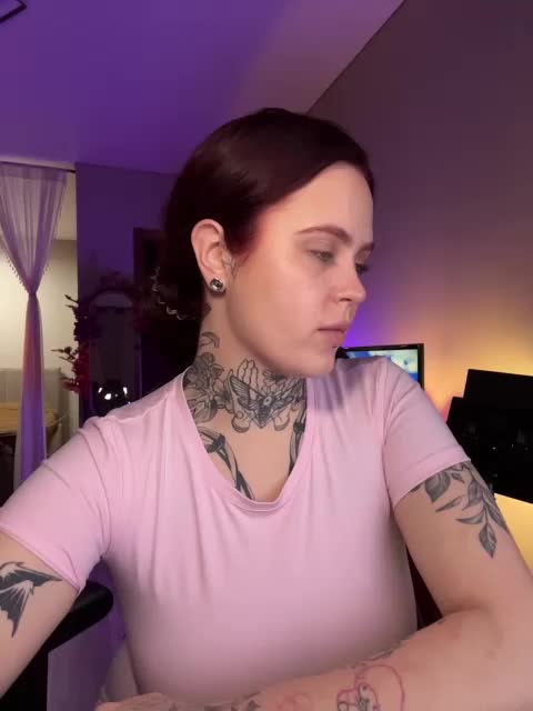 Mariiiiiii Adult Chat November 22, 2025