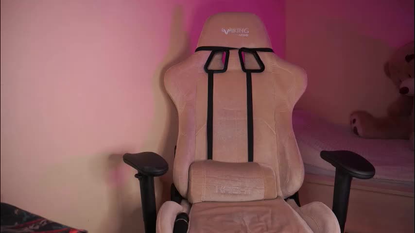 lubafox Adult Chat November 22, 2025