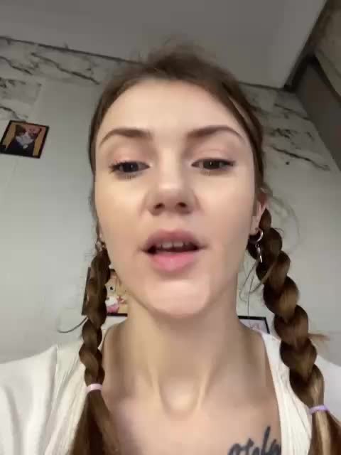 KristinaMoonx Adult Chat November 22, 2025