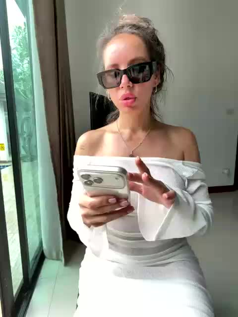 -CandyViki- Adult Chat November 22, 2025