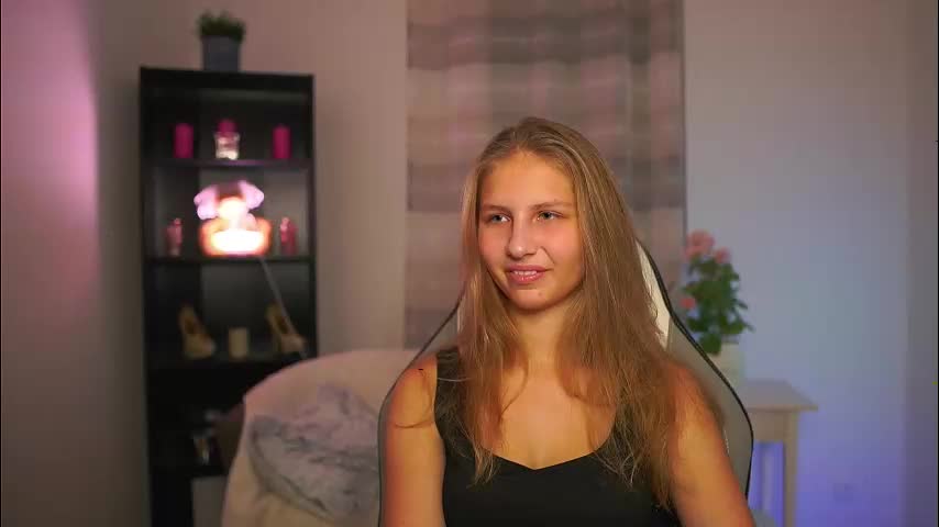 emmie_murray Adult Chat November 22, 2025