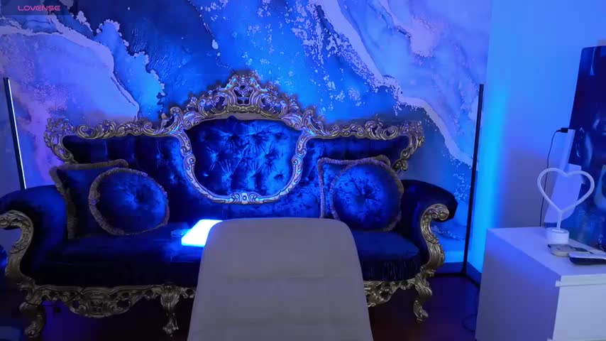 LilElfie Adult Chat November 22, 2025