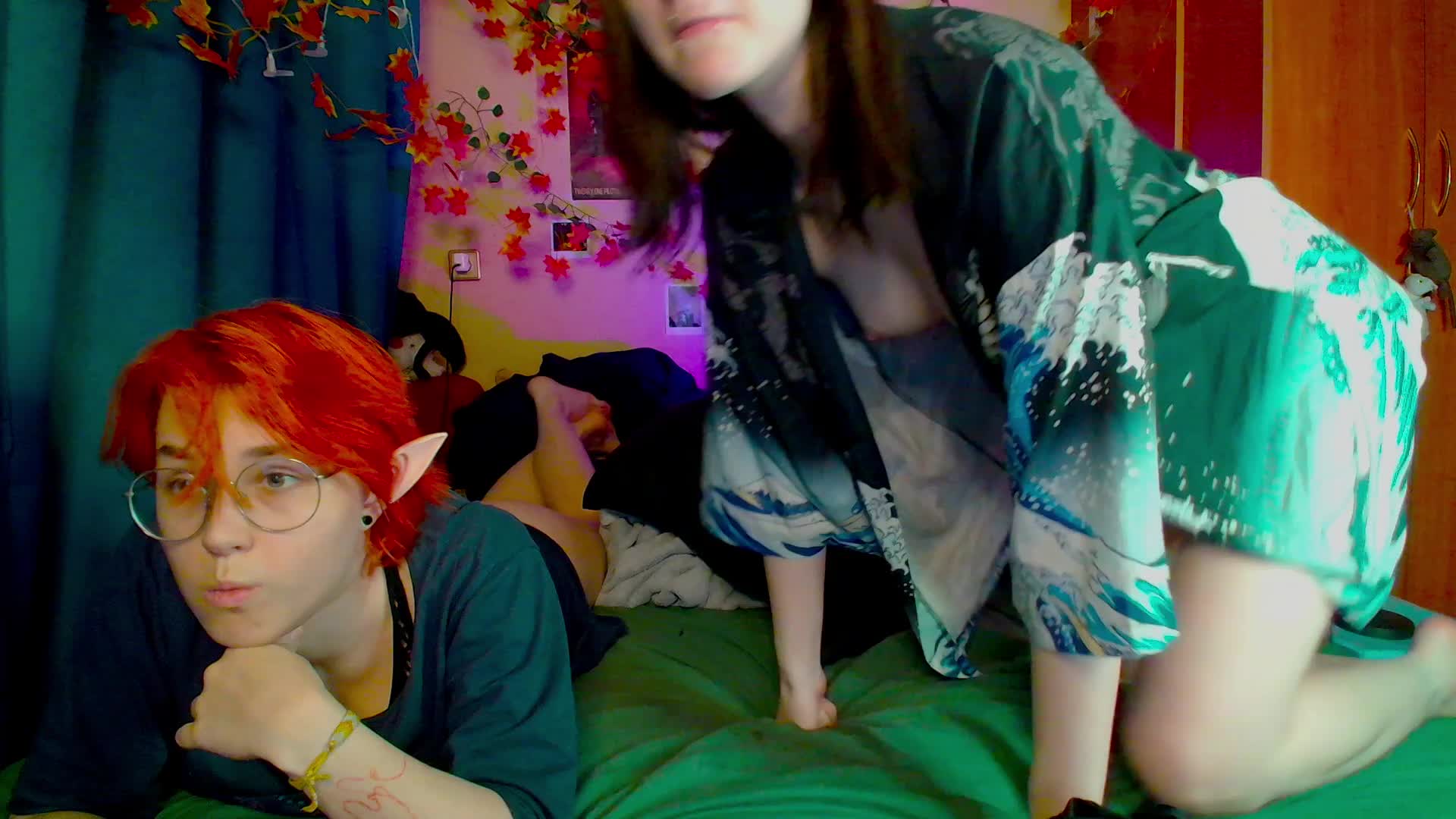 Tricky_Kitsune Adult Chat November 22, 2025