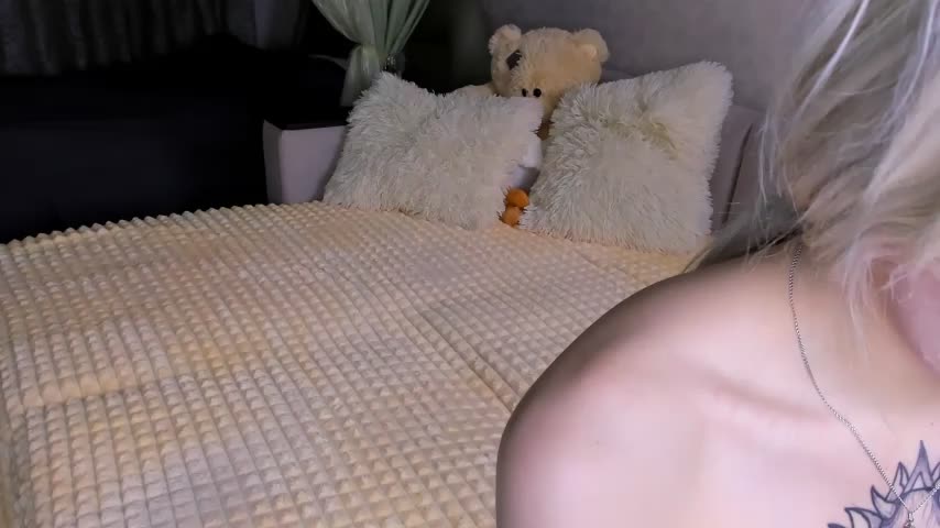 Sweeet_Barbie Adult Chat November 22, 2025