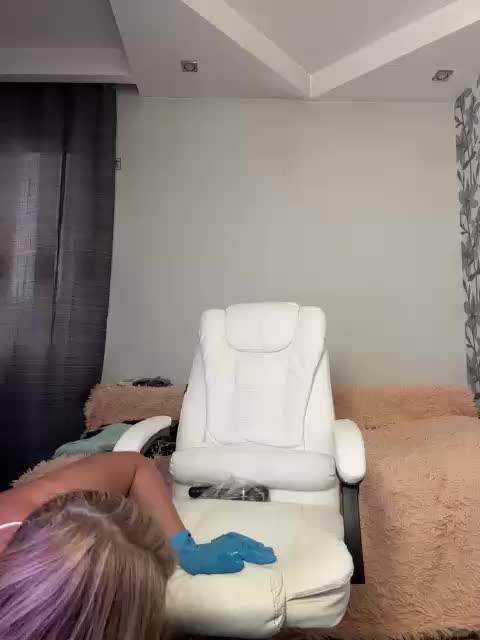 Eva-Bella Adult Chat November 22, 2025