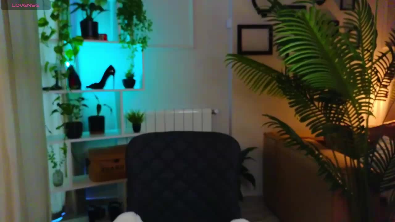 Lina-hill Adult Chat November 22, 2025