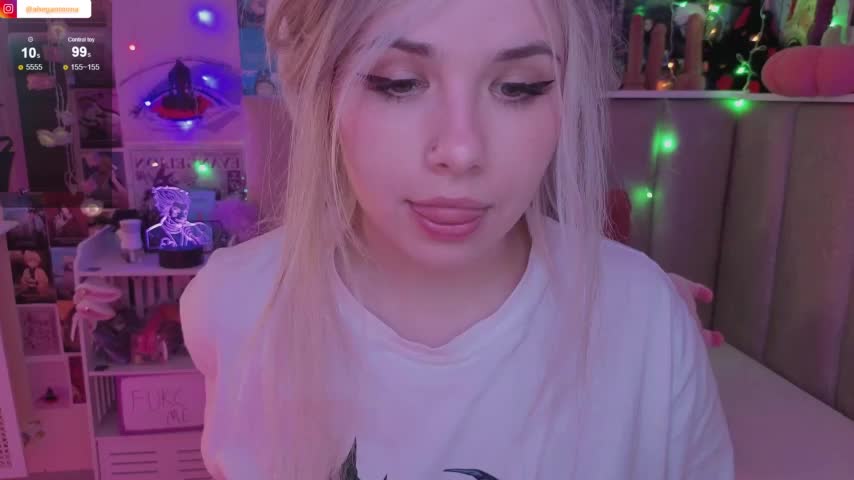 Sparkle_Mona Adult Chat November 23, 2025