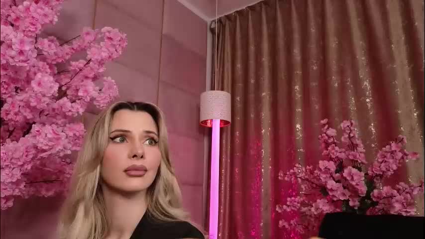 eleineblue Adult Chat November 23, 2025