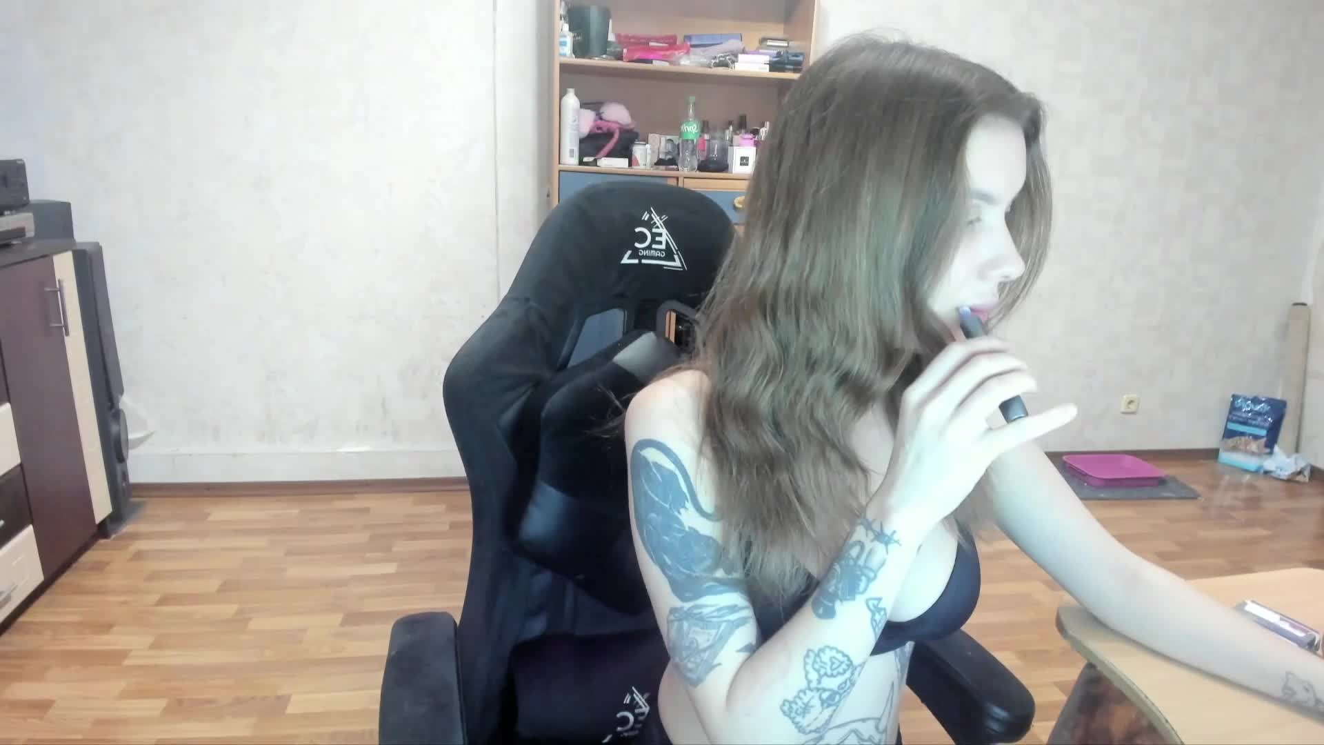 AlisTris Adult Chat November 23, 2025