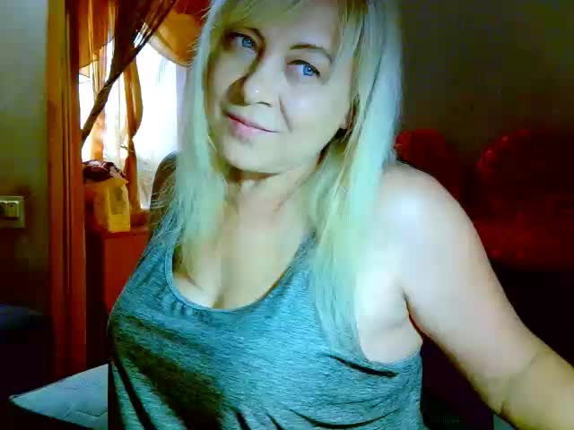 Savan35na Adult Chat November 23, 2025