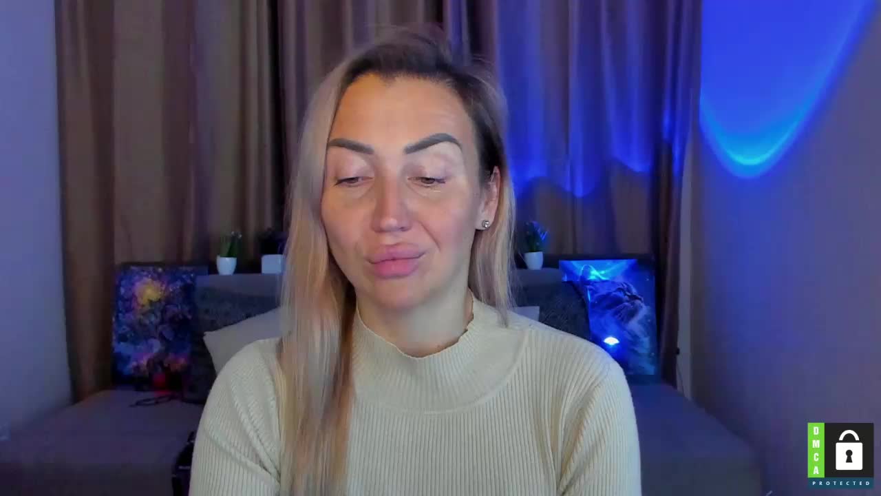 Jullyblondkiss Adult Chat November 23, 2025