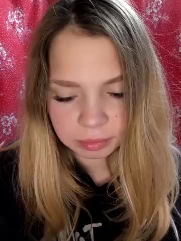 Zuli_Kiska Adult Chat November 23, 2025