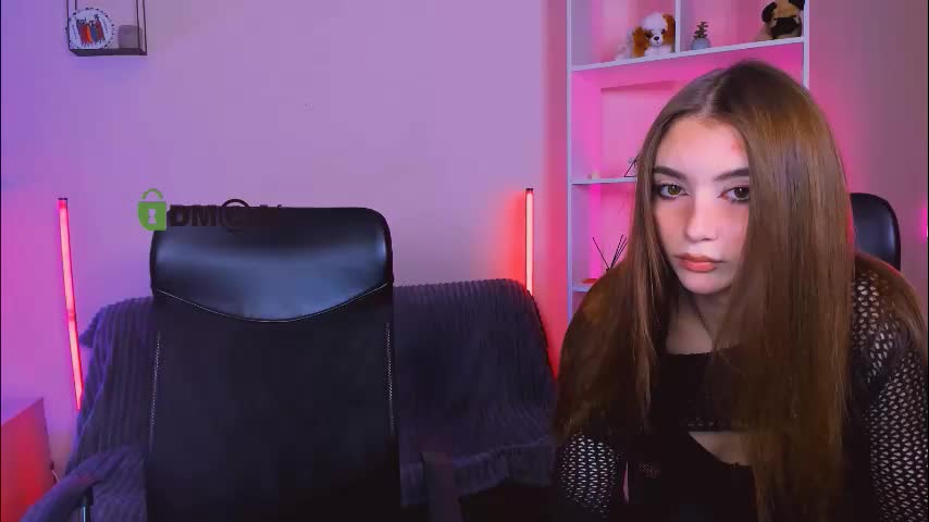 leslie_bird Adult Chat November 23, 2025