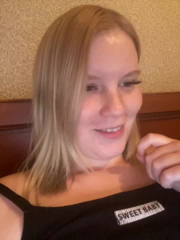 Amelia2004 Adult Chat November 23, 2025