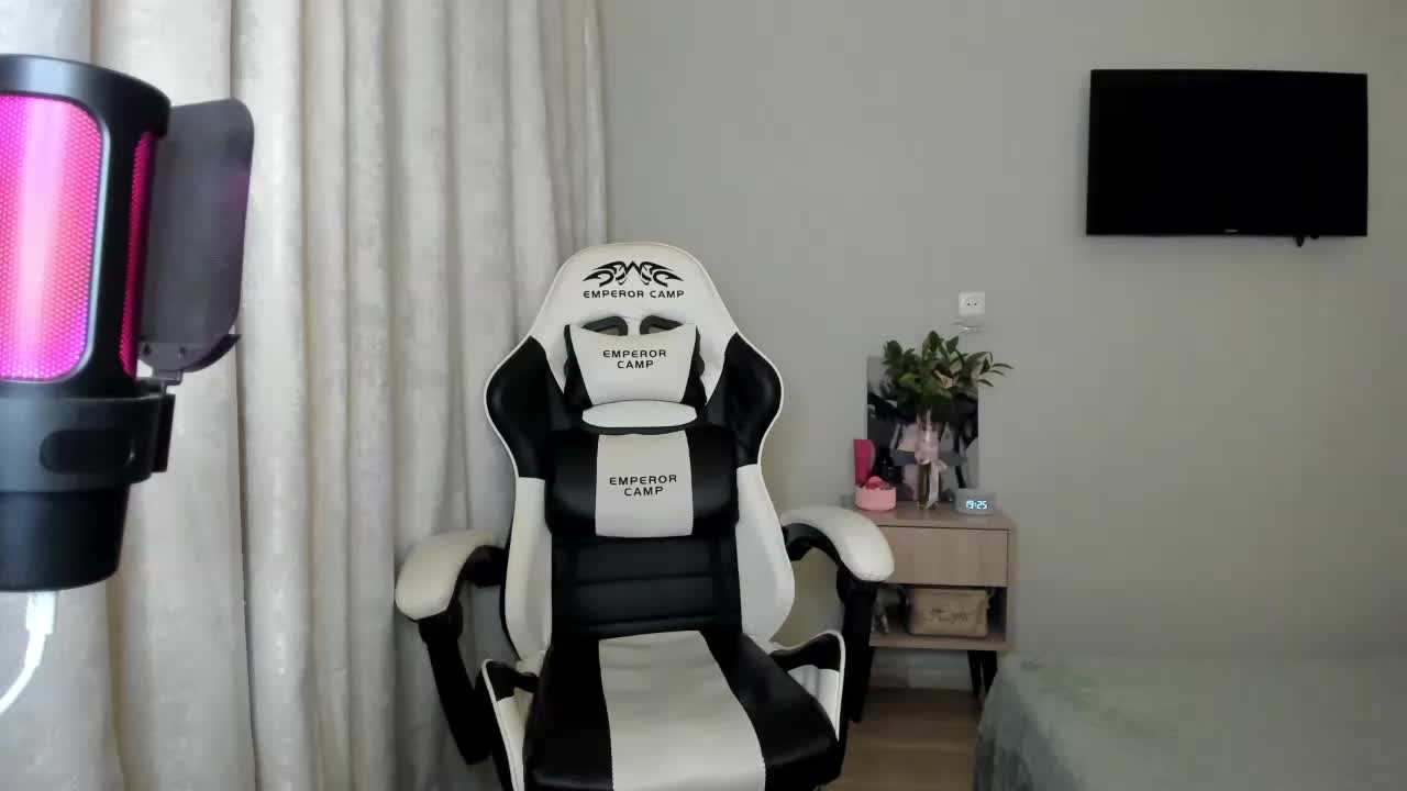 Kiza9 Adult Chat November 23, 2025