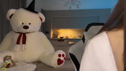 Sofi-Mi Adult Chat November 23, 2025