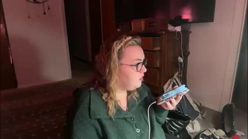 maroon_moon Adult Chat November 23, 2025