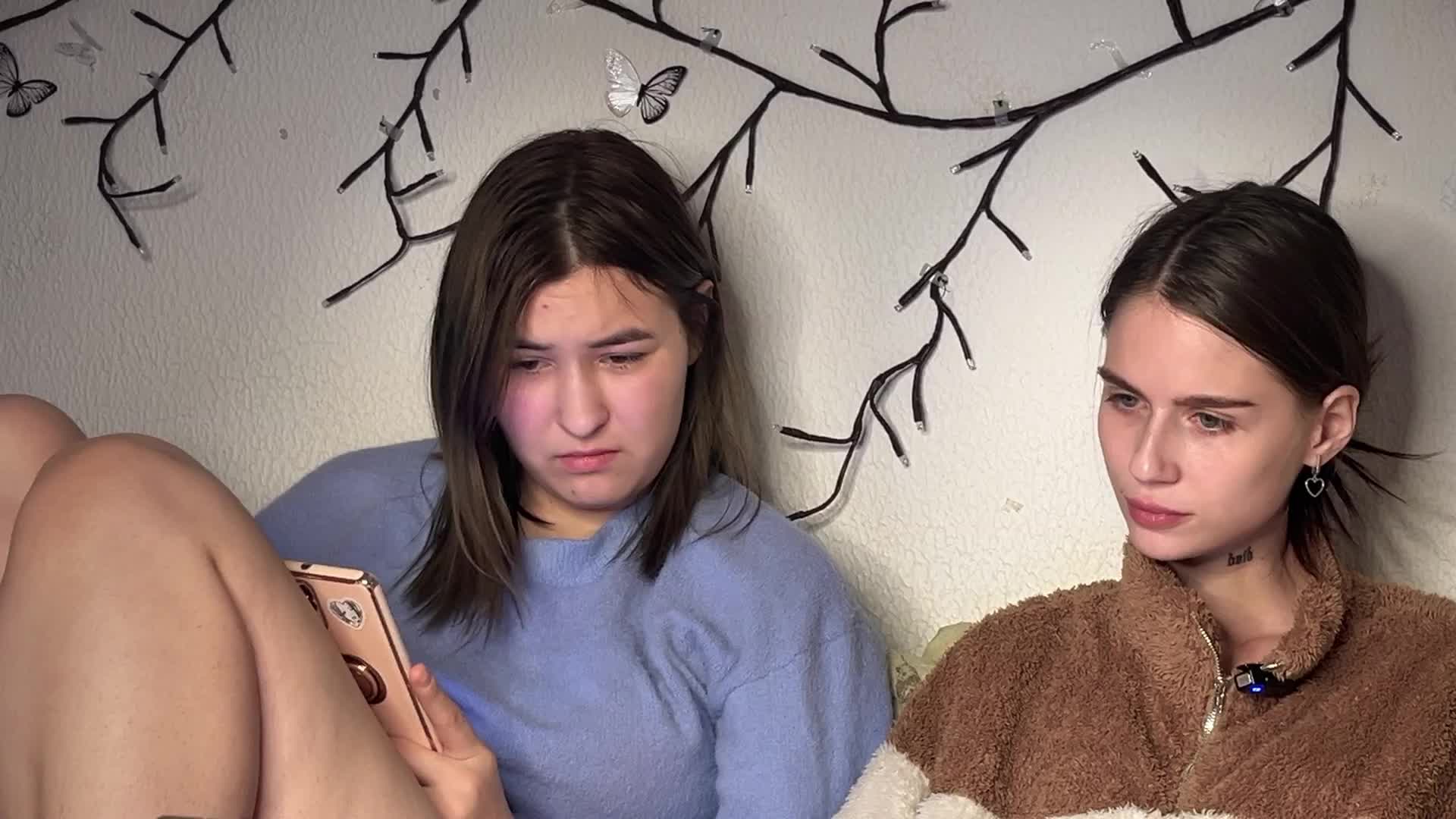 Passionate_Girls Adult Chat November 23, 2025