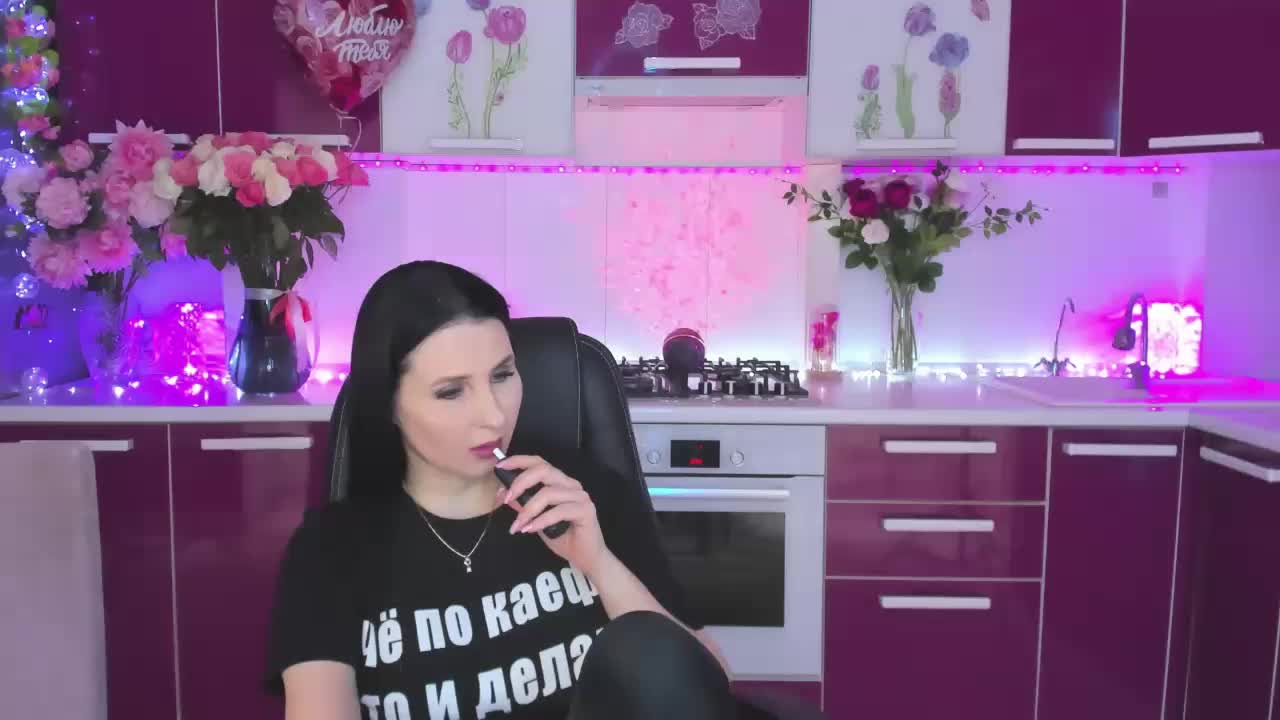 Olivija2020 Adult Chat November 23, 2025