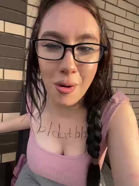 CurvyWoman- Adult Chat November 23, 2025